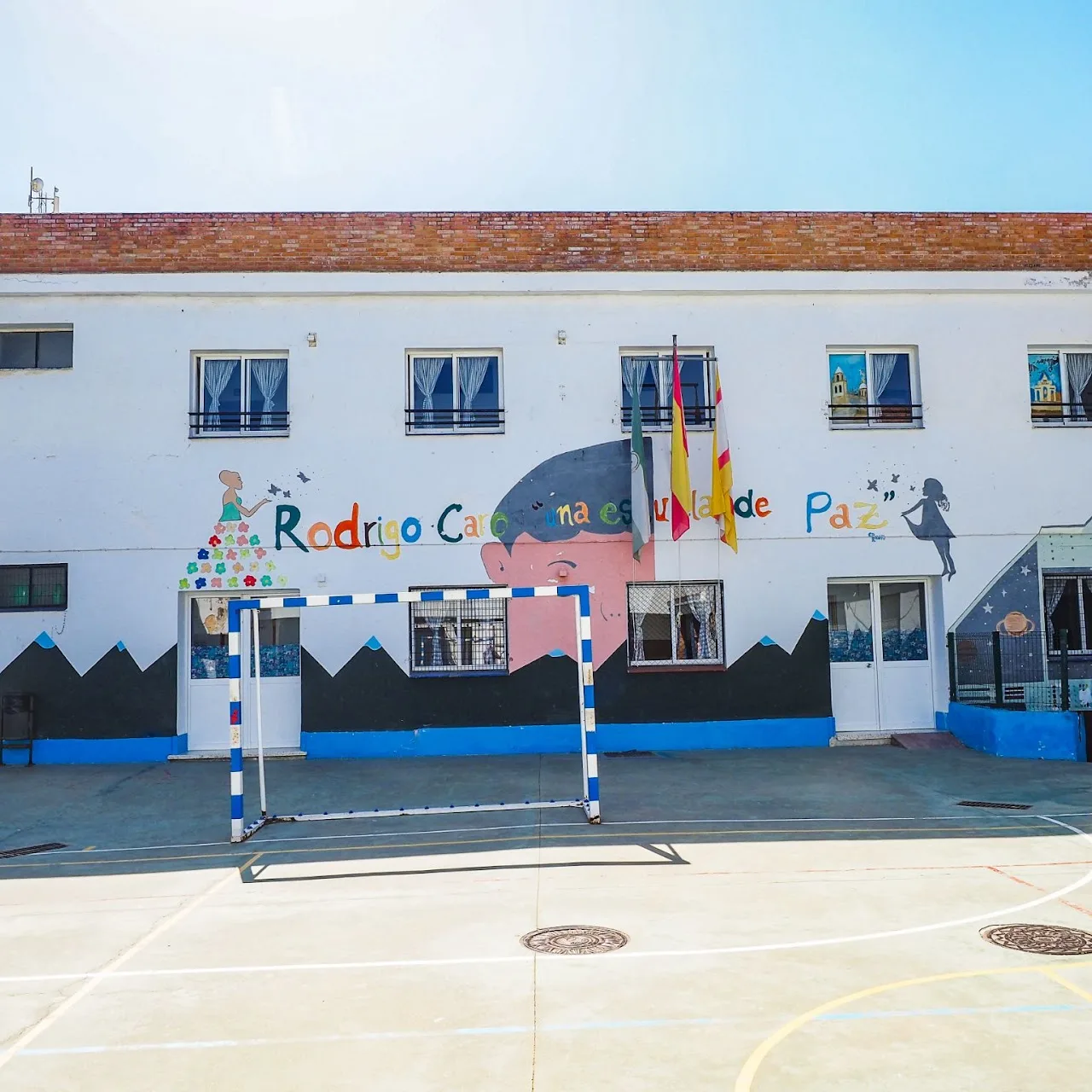 Patio del colegio, donde se celebran las escuelas deportivas