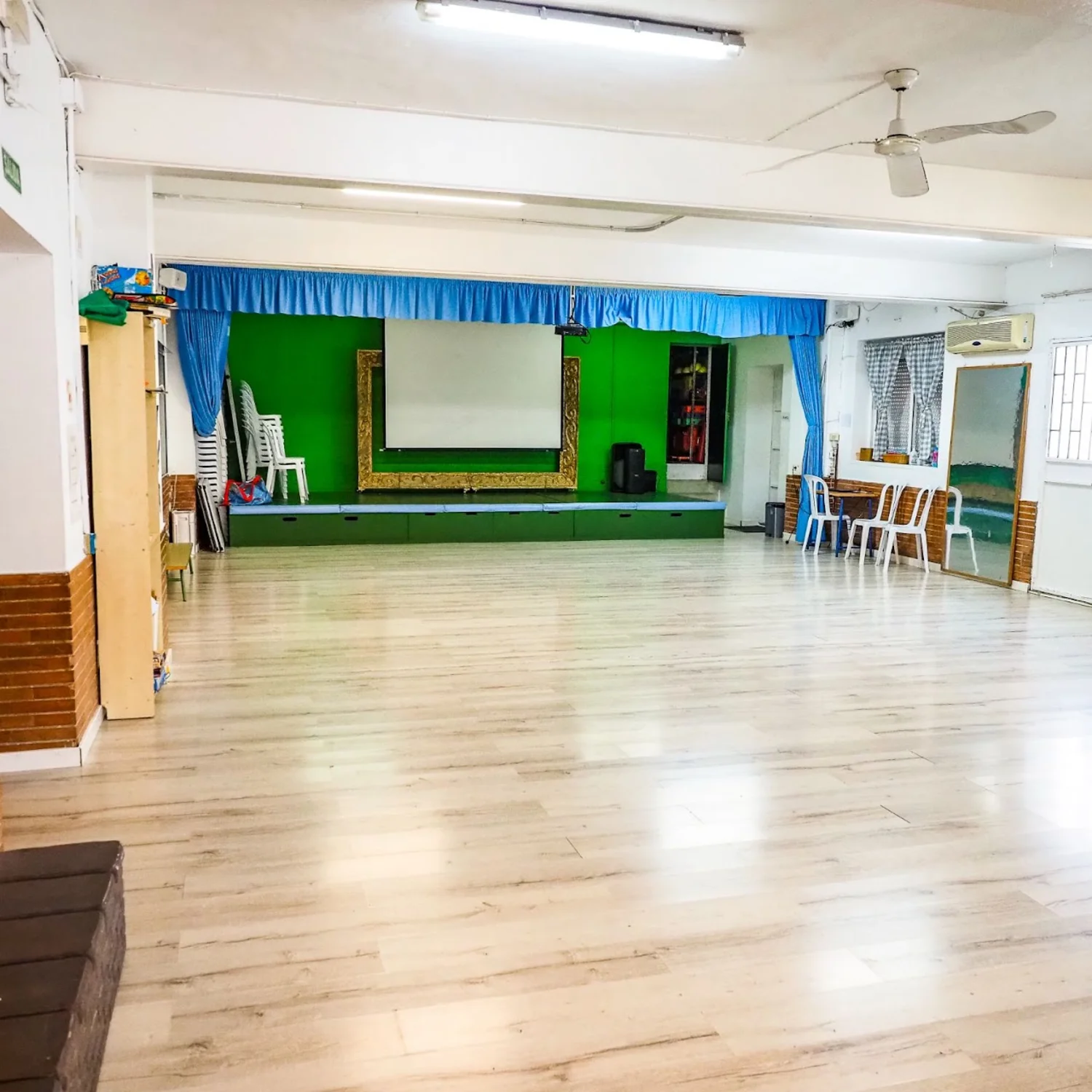 Salón de actos del centro